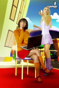 CosplayErotica - Velma Dinkley, Daphne Blake (Scooby-Doo) nude cosplay